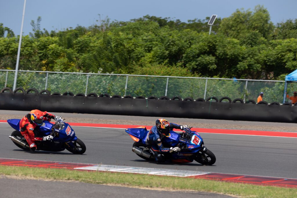 Arai Agaska 38 dan Robby Sakera 157 di Seri 2 Mandalika Racing Series 2025
