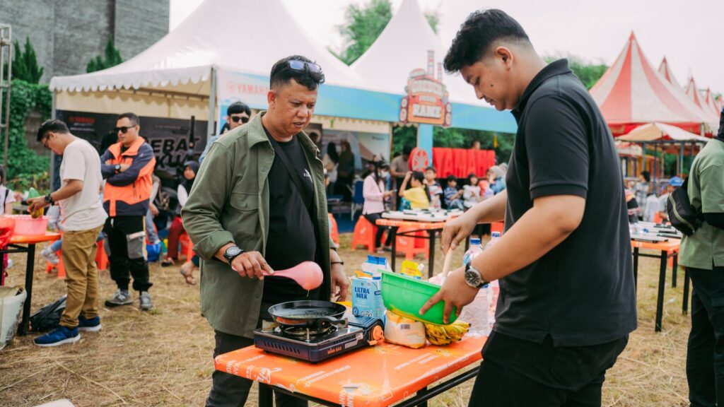 Cooking Challenge di Grebek Pasar Rame Yamaha Palembang