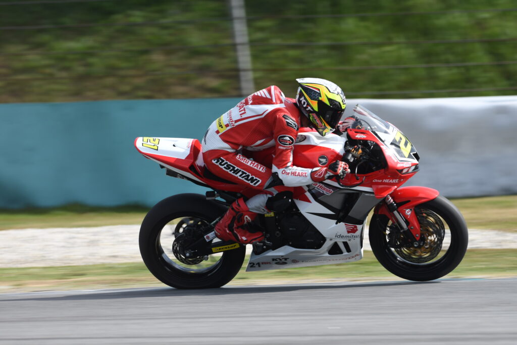Seri 3 ARRC Motegi 2025: Optimistis Astra Honda Tampil Maksimal, Arbi Semangat Kibarkan Merah Putih 2 M. Adenanta Putra akan beraksi di Seri 3 ARRC Motegi 2025