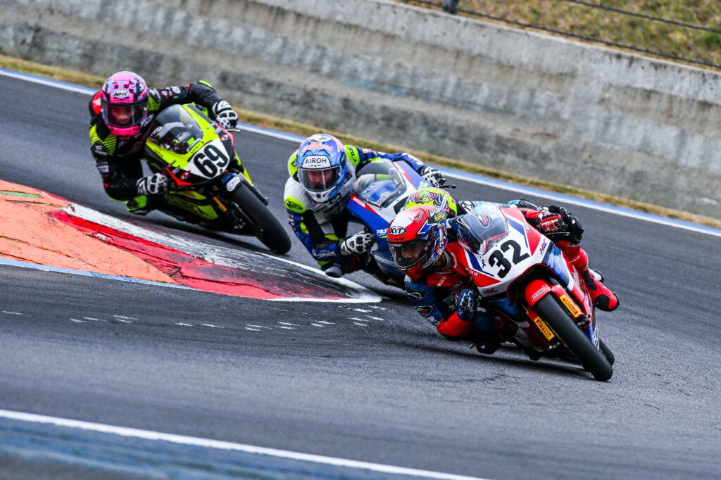 Perolehan Spektakuler Pembalap Astra Honda di JuniorGP Prancis 2025: Ramadhipa Sabet Podium Tertinggi! 2 Perolehan Spektakuler Pembalap Astra Honda di Magny-Cours