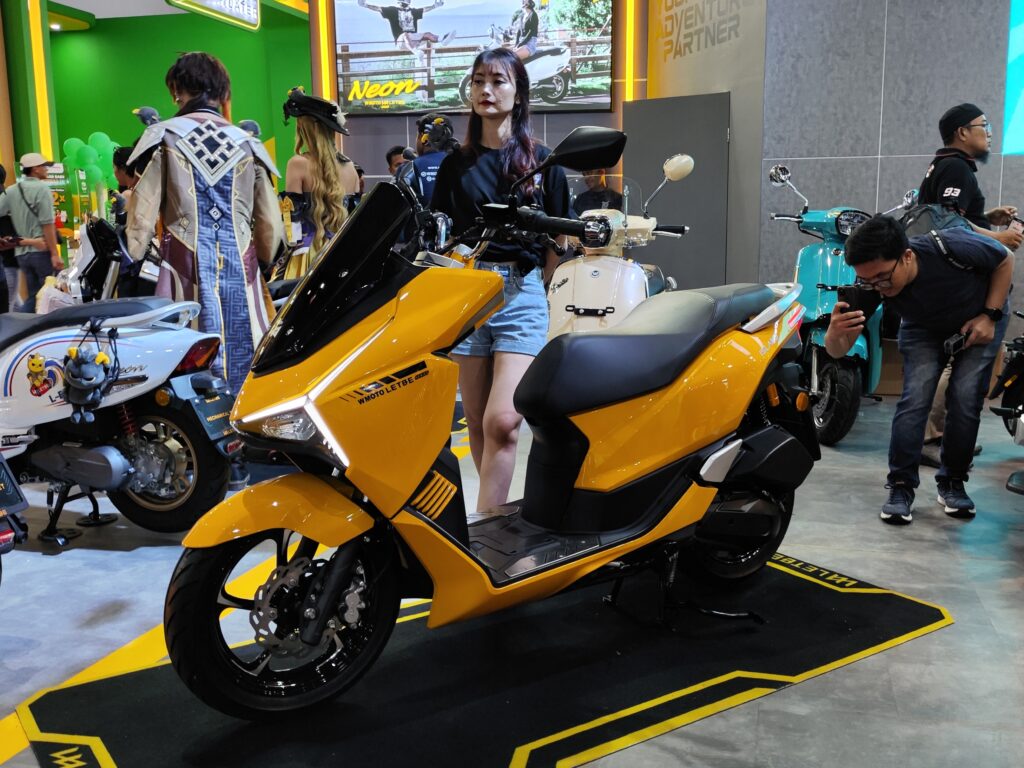 PT Mforce Indonesia Meluncurkan 3 Motor Baru di Jakarta Fair 2025, Tampilan Keren dan Harga Murah Brosis! 2 PT Mforce Indonesia Meluncurkan 3 Motor Baru di Jakarta Fair 2025