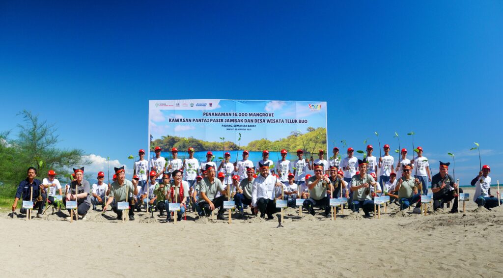 Aksi Nyata Yayasan AHM Lestarikan Flora dan Fauna Sukses Menanam 16.000 Mangrove