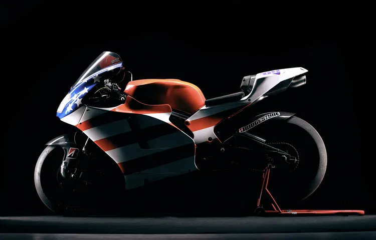 Ducati Desmosedici GP8 Milik Nicky Hayden Dilelang dengan Harga Tembus Miliaran Rupiah