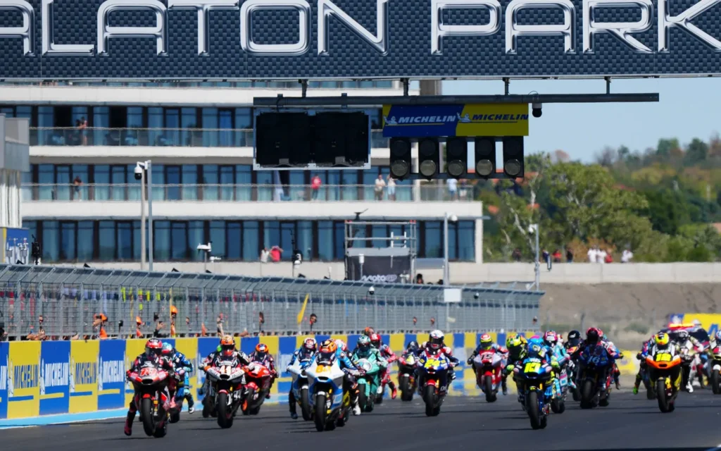 Hasil Moto2 Hungaria 2025 Membawa Kemenangan Bersejarah David Alonso di Balaton Park