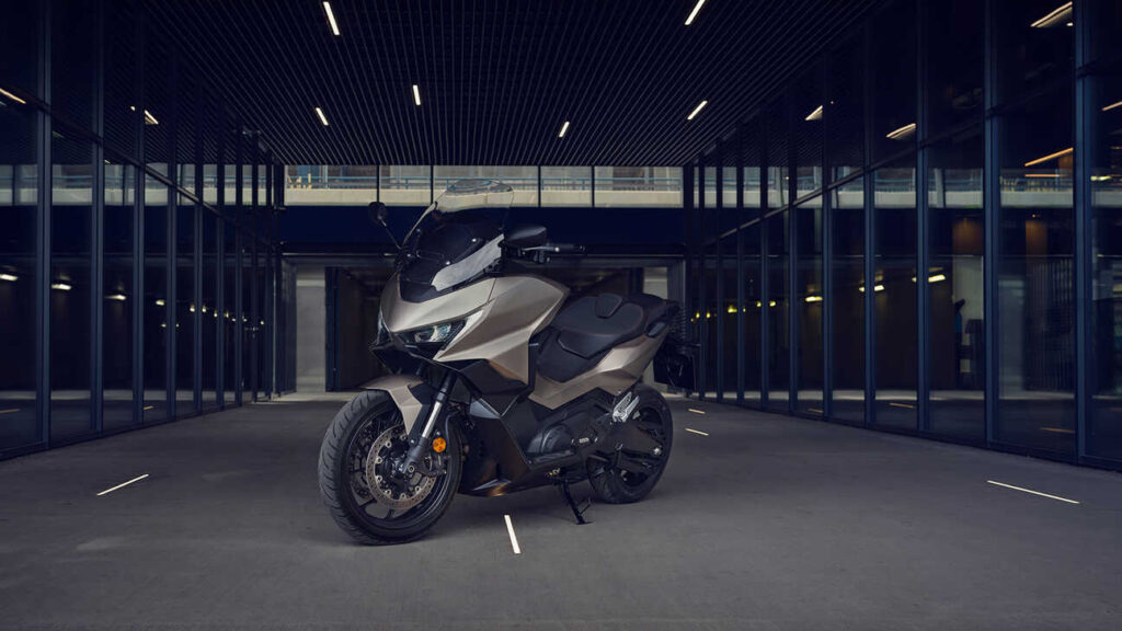 Model Baru Skuter Adventure Honda Forza 750 dan X-ADV 2026