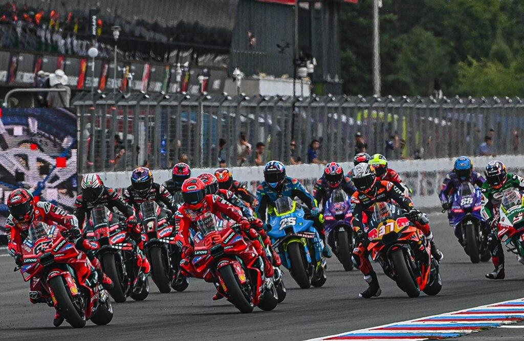 Perbandingan Crash Pembalap MotoGP 2025 Paruh Musim Honda Tunjukkan Krisis Performa