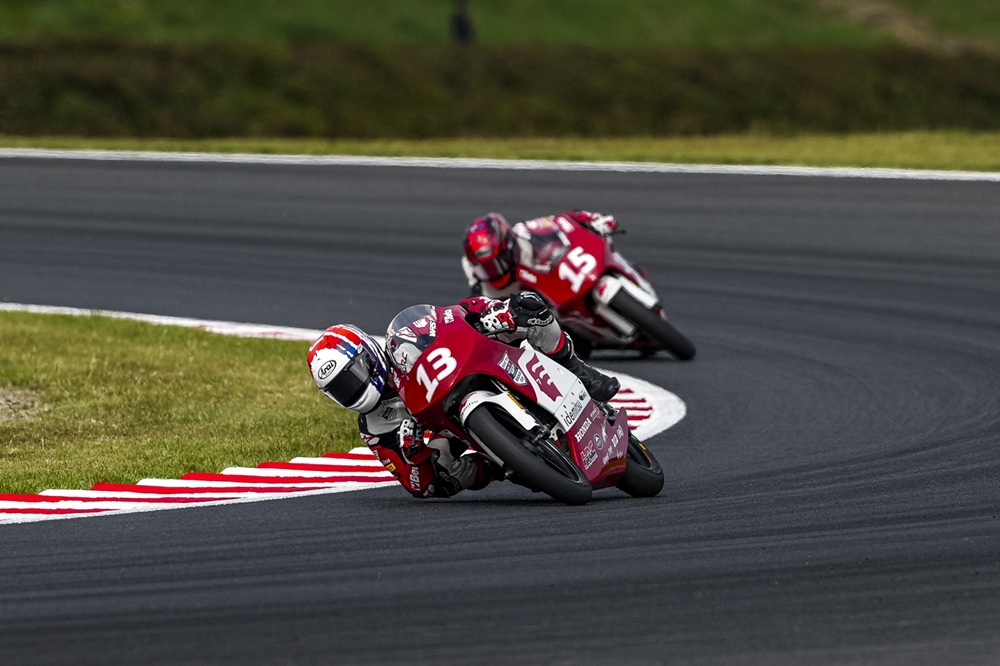 M Badly Ayatullah Tembus Top 3 di IATC Motegi dengan Kemenangan Dramatis