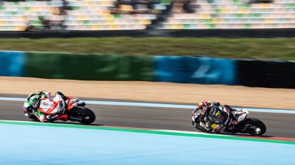 Sam Lowes Kecelakaan di WorldSBK Prancis 2025, Mengaku Bingung dengan Penyebabnya