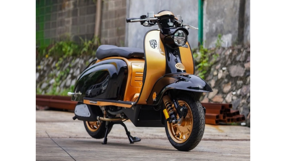 Royal Alloy di IIMS 2026 Hadirkan Skuter JPS 245 dengan Harga Spesial